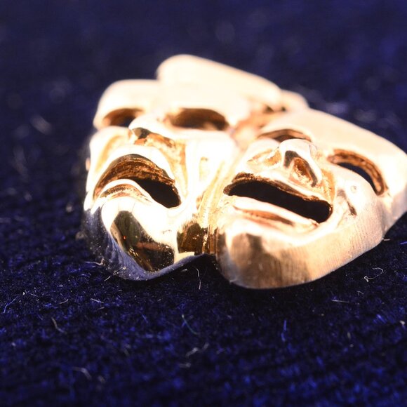 10K Comedy and Tragedy Masks Pendant - Picture 6 of 10